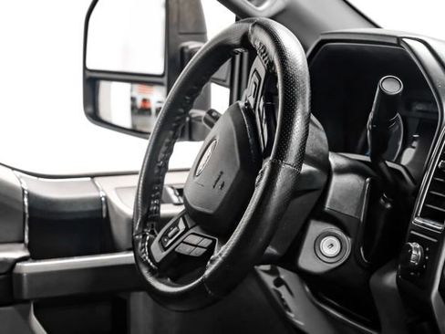 Used 2017 Ford F250 XLT w/ XLT Value Package AWD/4WD image 19