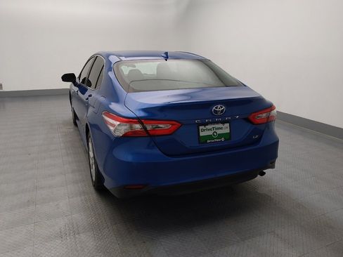 Used 2020 Toyota Camry LE image 6