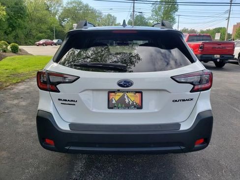 Certified 2025 Subaru Outback Onyx Edition AWD/4WD image 4