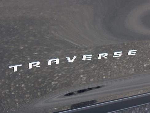 New 2027 Chevrolet Traverse LT w/ Driver Confidence Package FWD image 19