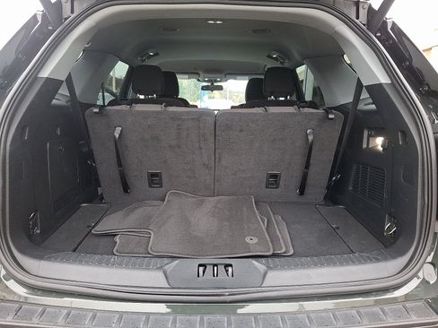 Certified 2022 Ford Explorer XLT image 28