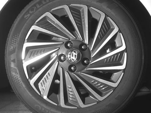 Used 2025 Hyundai Sonata SEL FWD image 13