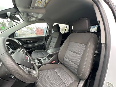 Used 2022 GMC Terrain SLE w/ Driver Convenience Package FWD image 11