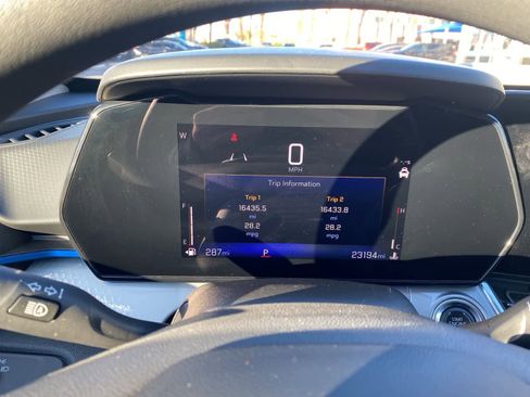 Used 2025 Chevrolet Trax LT image 14