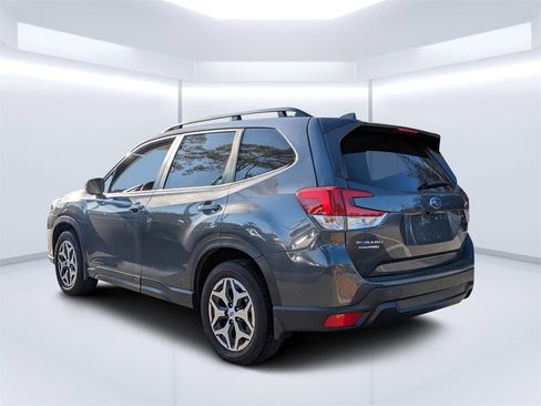 Certified 2024 Subaru Forester Premium image 5