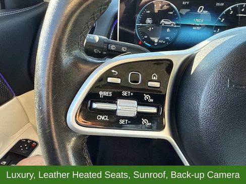 Used 2021 Mercedes-Benz GLB 250 4MATIC image 31