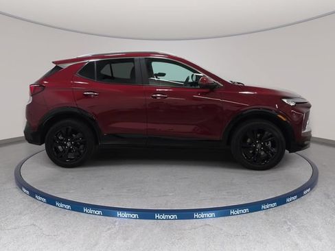Used 2024 Buick Encore GX Sport Touring AWD/4WD image 5