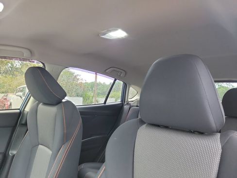 Used 2021 Subaru Crosstrek 2.0i Premium AWD/4WD image 22