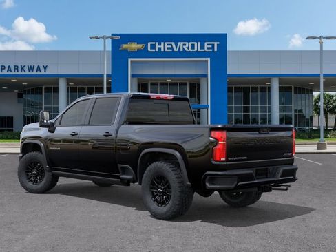 New 2026 Chevrolet Silverado 2500 ZR2 AWD/4WD image 3