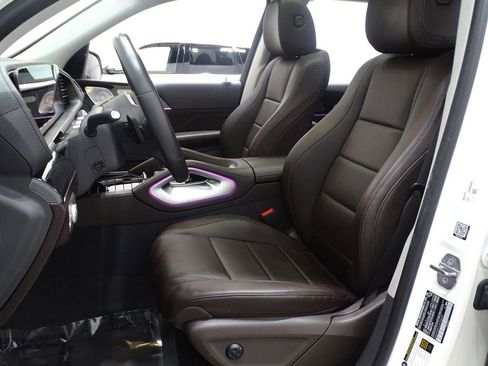 Used 2020 Mercedes-Benz GLS 450 4MATIC image 8