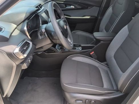Certified 2023 Chevrolet TrailBlazer LT FWD image 18