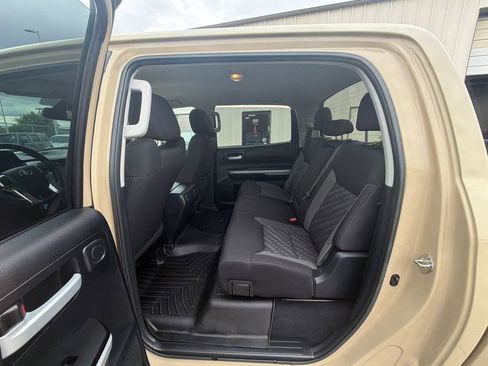 Used 2018 Toyota Tundra SR5 w/ TRD Off Road Package AWD/4WD image 12