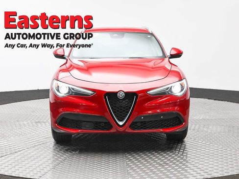 Used 2020 Alfa Romeo Stelvio AWD image 2