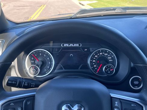 New 2026 RAM 1500 Express AWD/4WD image 22