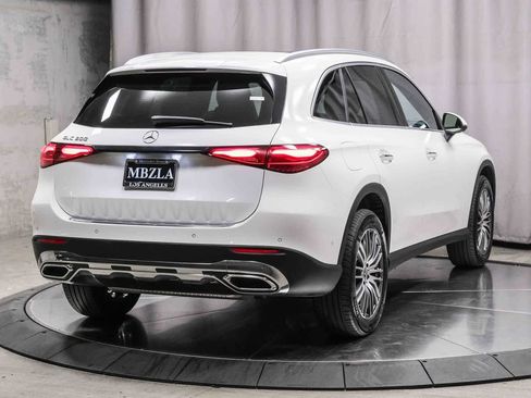 Certified 2026 Mercedes-Benz GLC 300 image 4