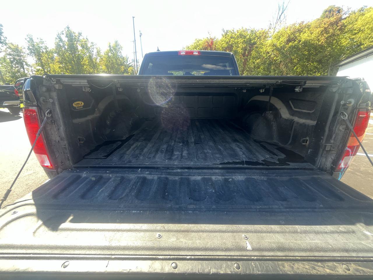 Used 2019 RAM 1500 Express w/ Wheel & Sound Group AWD/4WD image 19