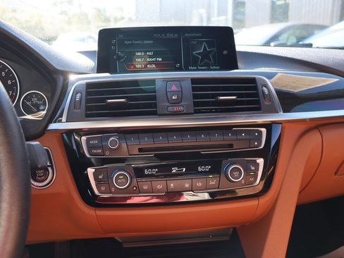 Used 2017 BMW 330i Sedan image 31