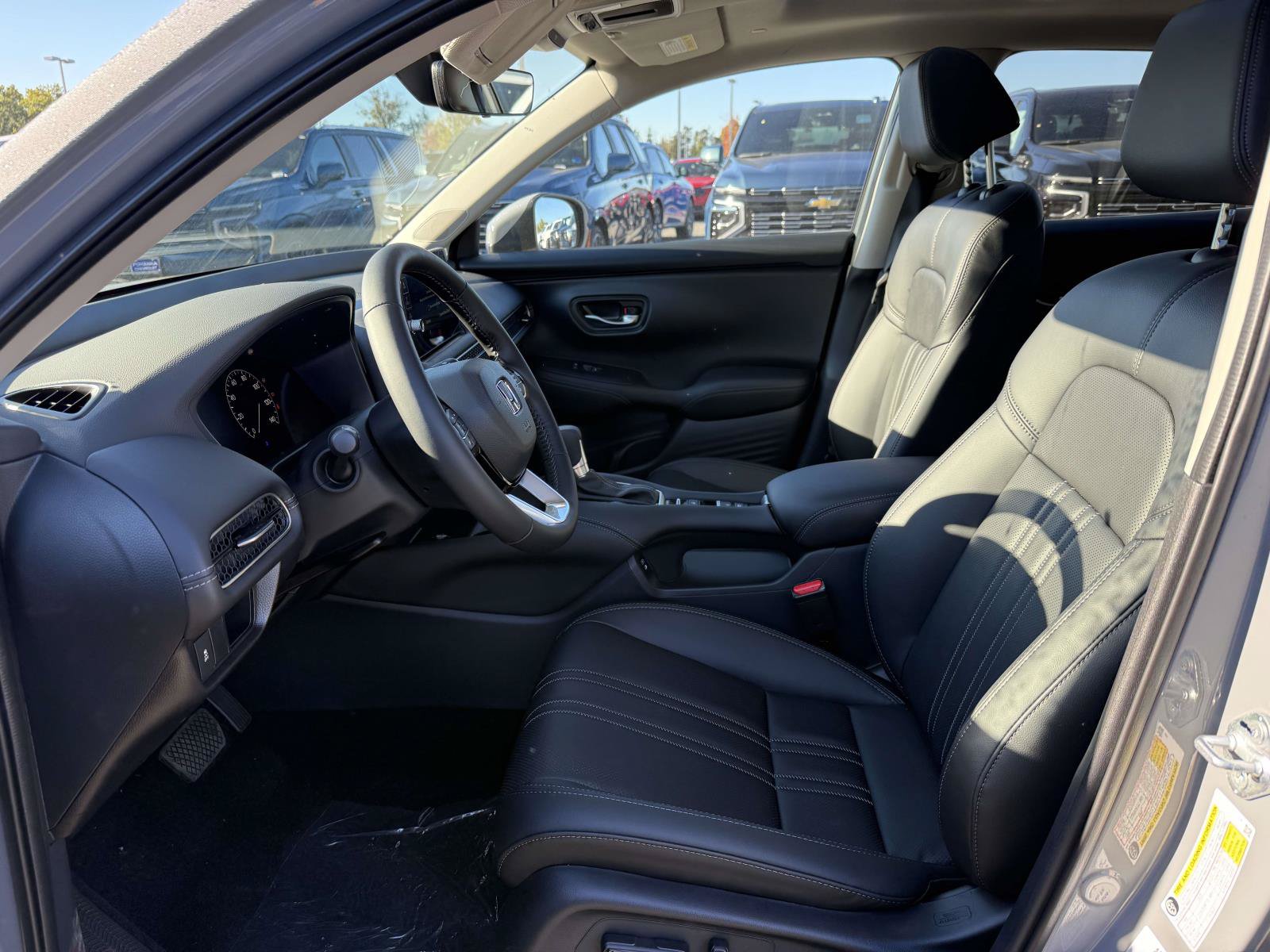 New 2027 Honda HR-V EX-L image 12