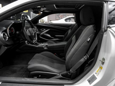 Used 2022 Chevrolet Camaro LT w/ RS Package RWD image 4