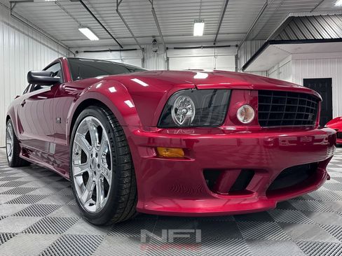 Used 2006 Ford Mustang GT Premium image 15