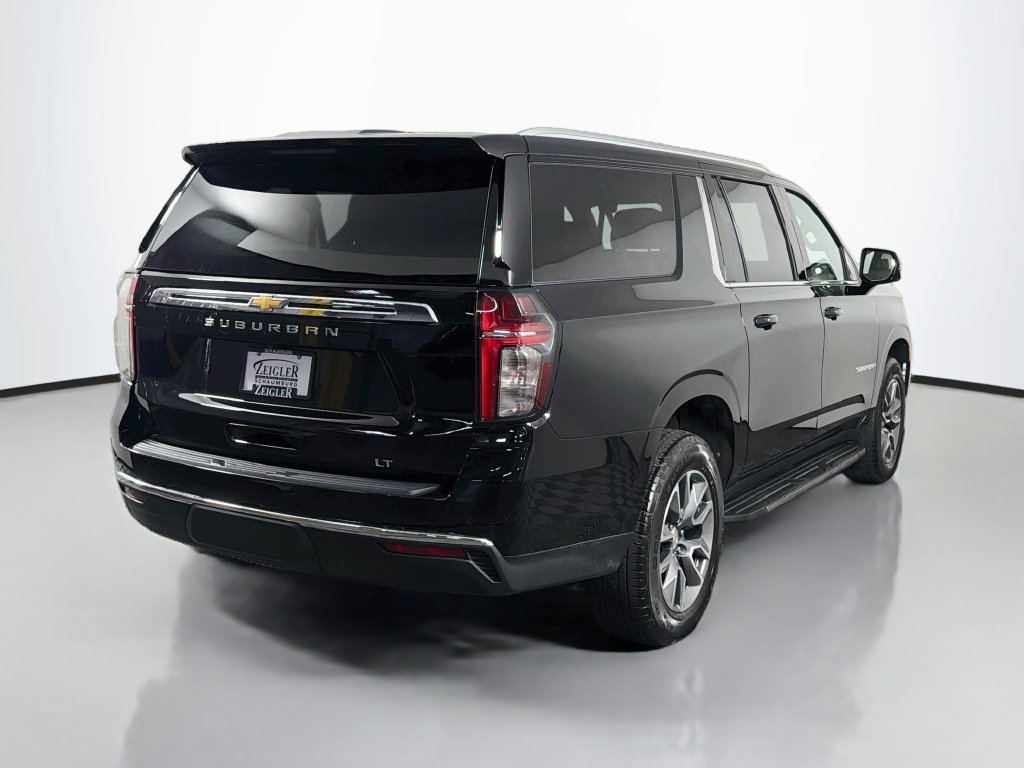 Used 2024 Chevrolet Suburban LT w/ LT Signature Plus Package AWD/4WD image 7