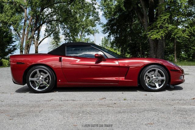 Used 2008 Chevrolet Corvette Convertible w/ Preferred Equipment Group RWD image 19