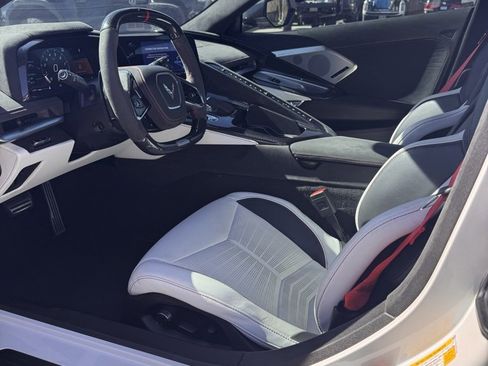 Used 2023 Chevrolet Corvette Z06 image 6