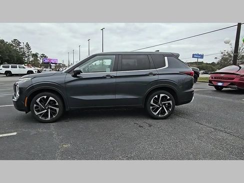 Used 2024 Mitsubishi Outlander SE image 22