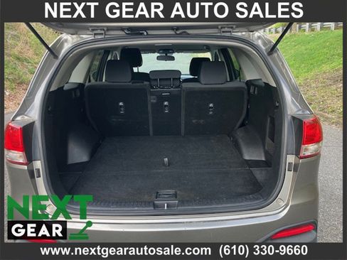 Used 2016 Kia Sorento AWD image 4