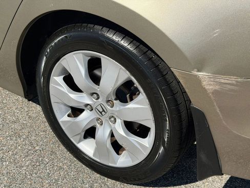 Used 2009 Honda Accord EX-L image 29