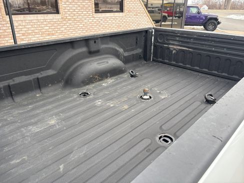 Used 2024 RAM 3500 Big Horn image 13