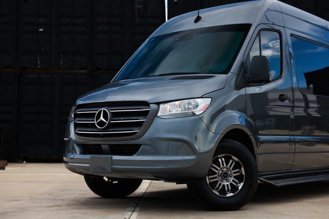 Used 2020 Mercedes-Benz Sprinter 2500 image 40
