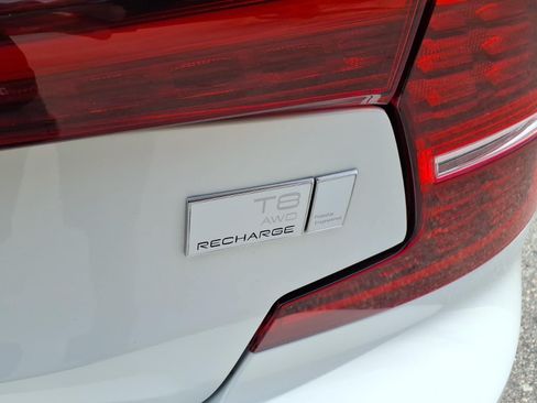 Used 2024 Volvo S60 T8 Ultimate w/ Climate Package AWD/4WD image 6