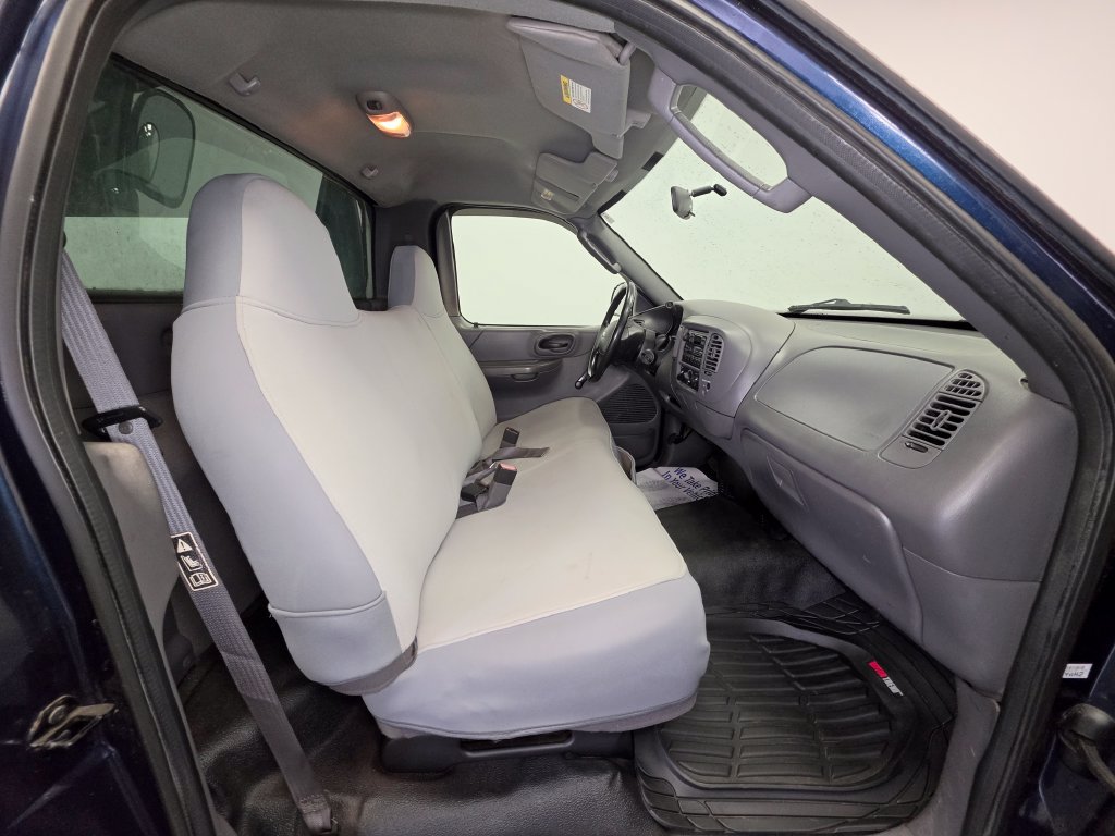 Used 2003 Ford F150 XL RWD image 6