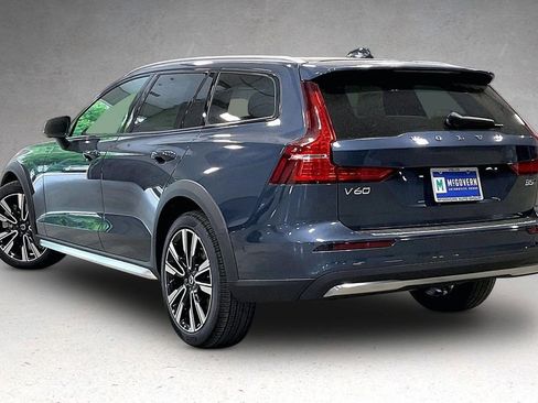 New 2026 Volvo V60 B5 Cross Country Ultra w/ Protection Package Premier AWD/4WD image 3