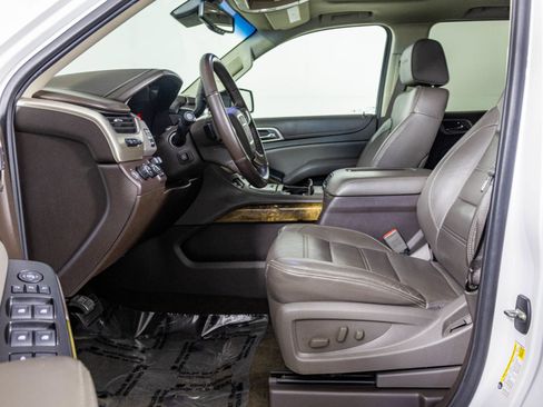 Used 2016 GMC Yukon Denali w/ Open Road Package AWD/4WD image 34