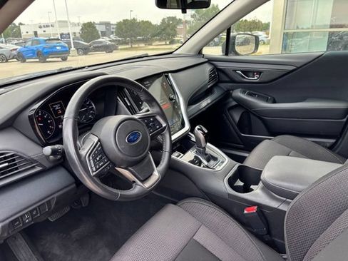 Used 2023 Subaru Outback Premium AWD/4WD image 9