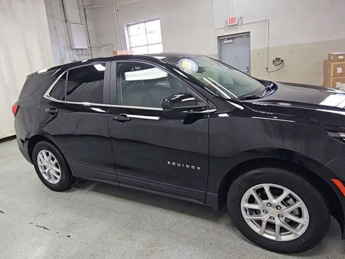 Certified 2023 Chevrolet Equinox LT image 3
