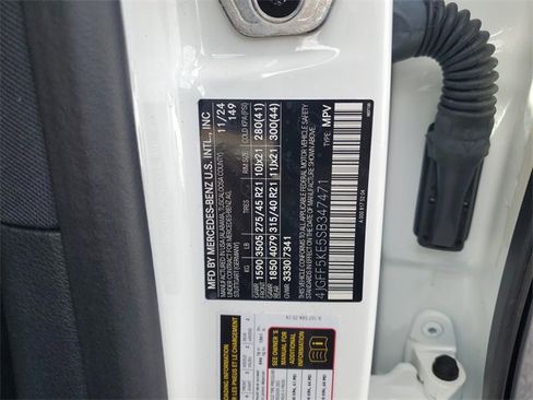 Used 2025 Mercedes-Benz GLS 450 4MATIC image 27