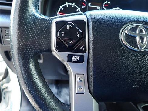 Used 2020 Toyota 4Runner SR5 Premium w/ Moonroof Package AWD/4WD image 15