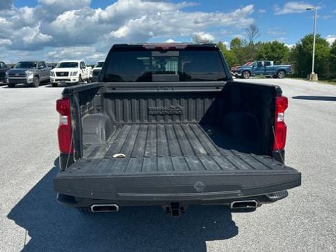 Certified 2022 Chevrolet Silverado 1500 High Country w/ Technology Package AWD/4WD image 5