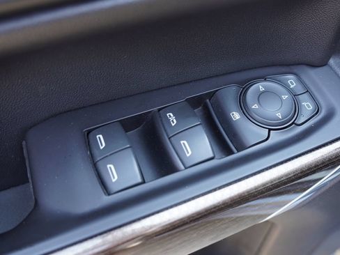 Used 2019 Chevrolet Silverado 1500 RST AWD/4WD image 21
