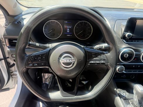 Used 2024 Nissan Sentra S FWD image 15