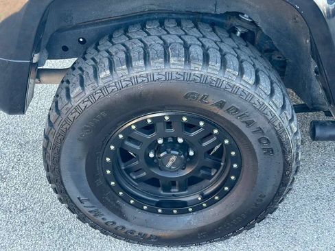 Used 2007 Toyota FJ Cruiser 4WD image 29