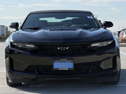 Used 2023 Chevrolet Camaro LT w/ Technology Package image 7