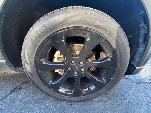 Certified 2023 Ford Explorer ST-Line image 12