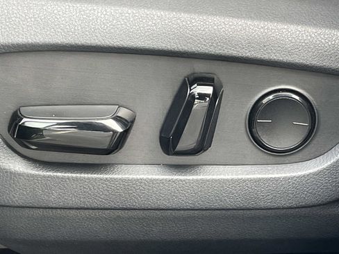 Used 2025 Lexus TX 350 AWD w/ Technology Package image 18