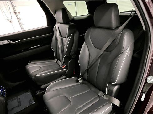 Used 2024 Hyundai Palisade SEL w/ Premium Package FWD image 24