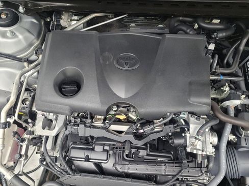 Used 2022 Toyota Camry SE image 30