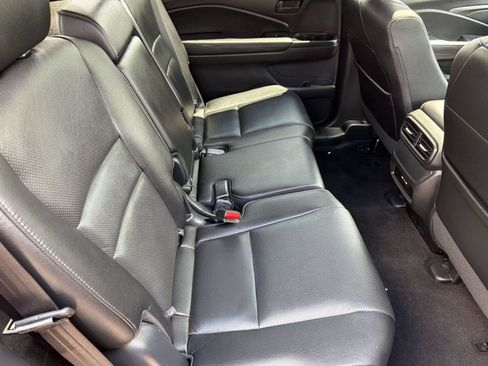 Used 2025 Honda Passport EX-L image 29